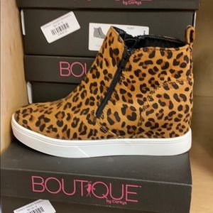 Corkys Hunt Leopard Sneaker